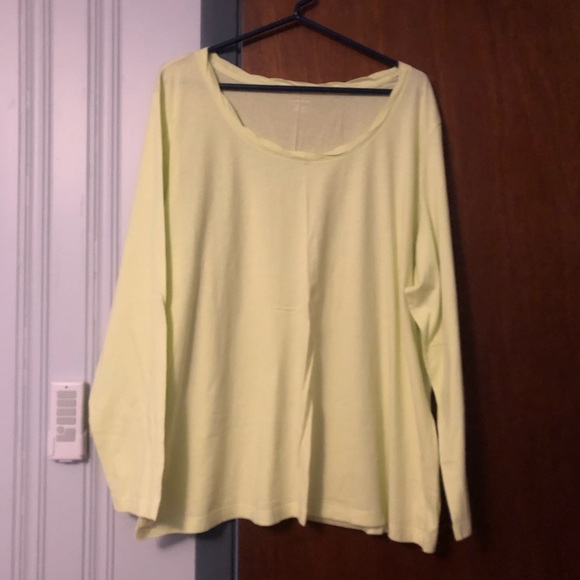 Lands' End Tops - Spring green twist accent shirt Lands' End Tops - Spring green twist accent shirt